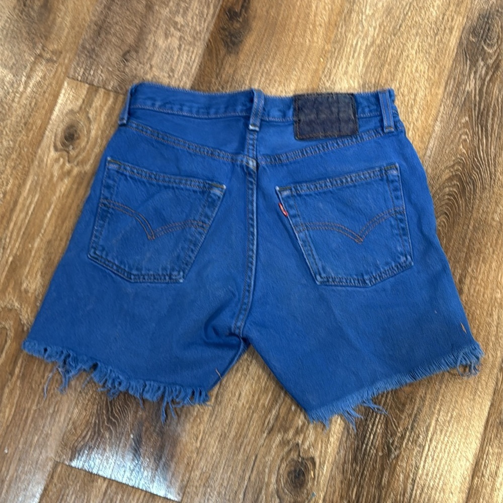 Levi's OVERDYED Blue Jean Shorts for Women Size XS - Picture 3 of 9